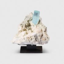 LARGE AQUAMARINE CRYSTAL