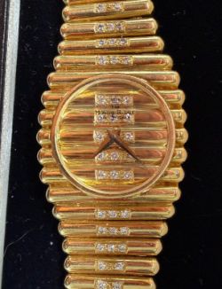 Silver Coins, Collectables, Gold Jewellery, 18ct Gold Watch (PAY JUST THE BUYERS PREMIUM WE WILL COVER THE SALEROOM FEE)