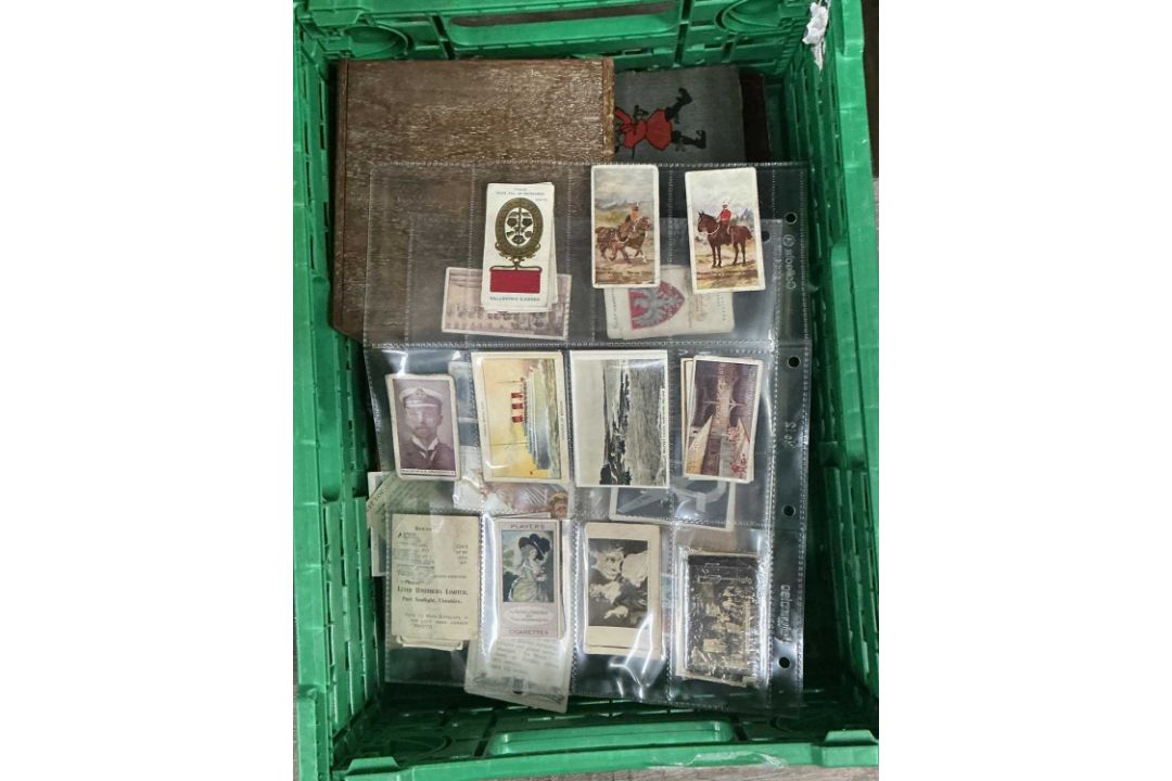 COLLECTION OF CIGARETTE CARDS, EARLY MID 20TH CENTURY, AND OTHER ITEMS - Image 3 of 6