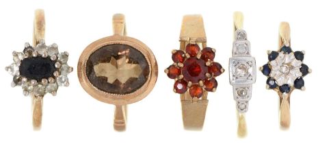 Five gold rings, variously gem set, 10g, various sizes Condition Report: Condition generally good