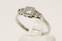 A small 18ct gold and diamond Art Deco style ring.