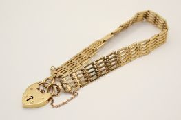 A 9ct gold gate link bracelet.