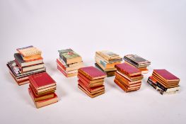 A quantity of assorted equestrian and other books.