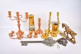 A mixed group of vintage metalware, copper and brass items.