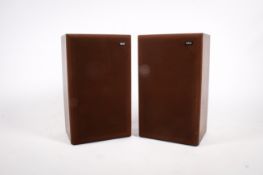 A pair of Akai hi-fi speakers. S/n 30104-02063 and 2120500527.