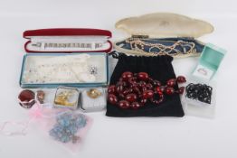 A small group of costume jewellery.