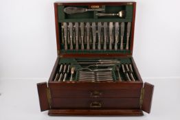 A large canteen of Community silverplated cutlery.