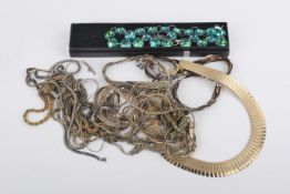 A collection of assorted costume jewellery.
