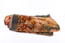 A machine washable European design rug. 154 x 219cms.