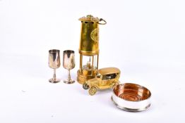 An assortment of collectables. Including a E.