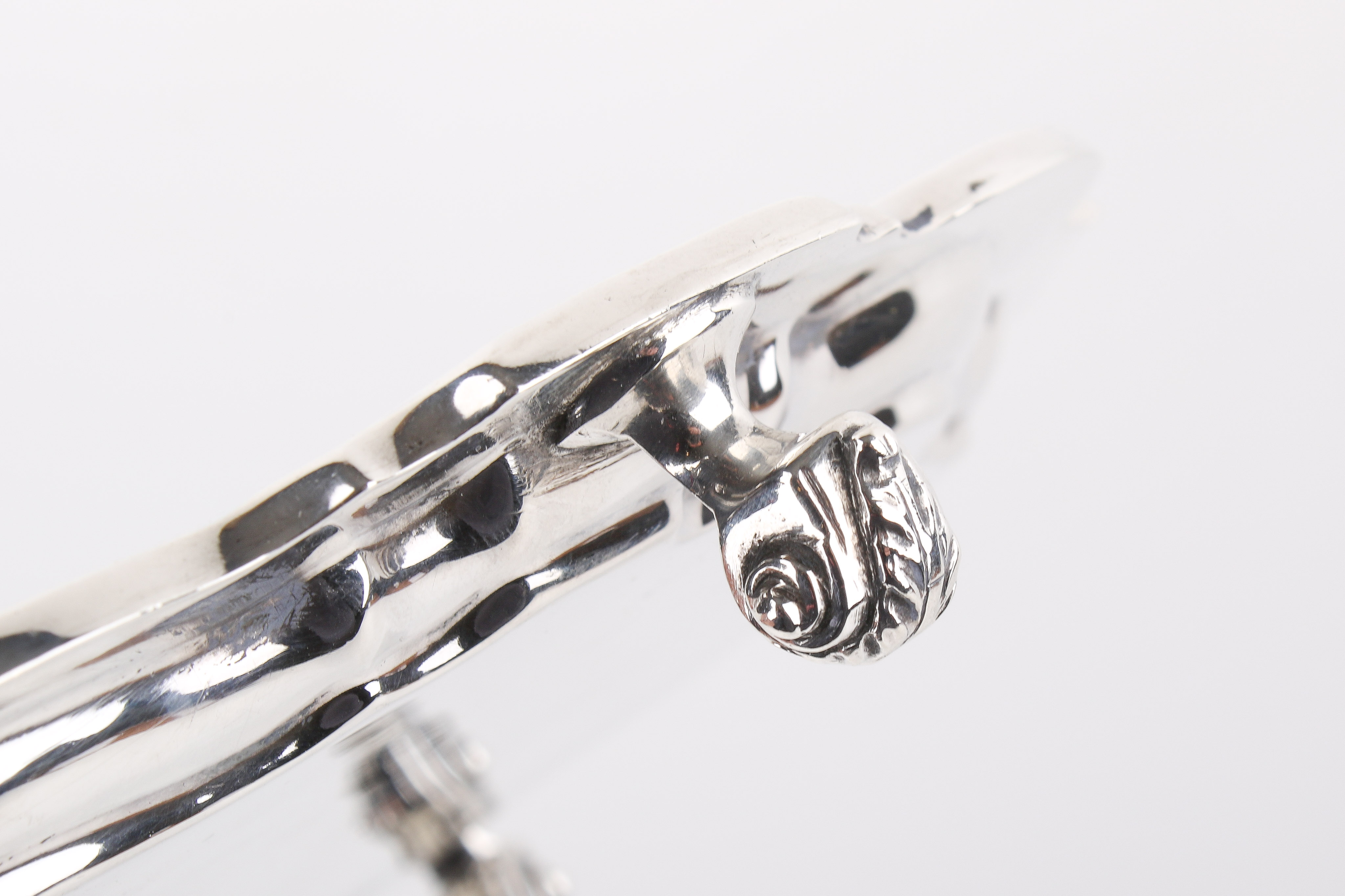 A Stirling silver hallmarked waiter with pie crust rim. - Image 2 of 3