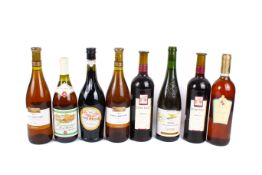 Eight bottles of assorted wine. Including 2002 Echo Falls Merlot 75cl, etc.