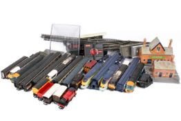 A modern collection of Hornby 00 gauge model railway items bundle.