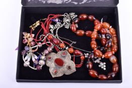 A collection of assorted costume jewellery.