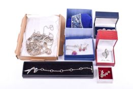 A group of silver and white metal jewellery.