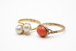 Two 9ct gold rings.