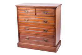 An Edwardian mahogany chest of drawers.