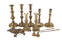 A collection of assorted brassware.