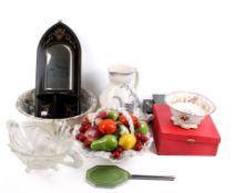 A mixed lot of ceramics, glass and lacquer items.