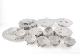 A vintage Royal Doulton Tumbling Leaves dinner service. Setting for six.