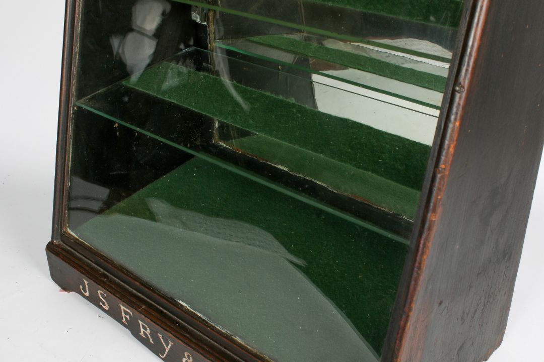 A shop counter-top arched glass display cabinet, J S Fry & Sons to the base. - Image 2 of 2