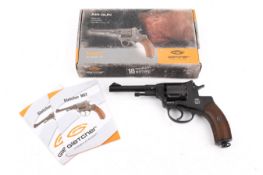 A Gletcher NGT CO2 'revolver' air pistol, boxed. Cal. 4.5mm/.
