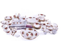 Quantity of Royal Albert Old Country Roses pattern tableware.