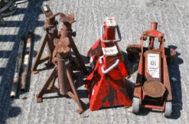 A group of vehicle props and a Viking Trademaster 1.25ton capacity trolley jack.