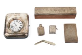 A group of silver and silver mounted items.