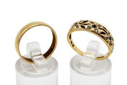 Two 9ct gold rings.