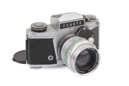 An Ihagee Exakta VX1000 35mm SLR Camera. Chrome. Serial number 1171417.