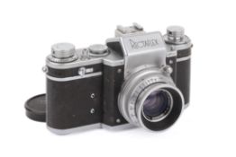 A Rectaflex 35mm SLR Camera. Serial number 25572 B.