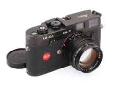 A Leica M4-P 35mm Rangefinder Camera. Black. 1984. Serial number 1650123. With a Leitz 5cm f1.