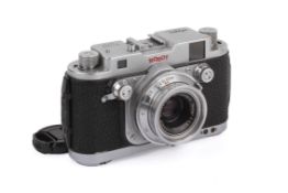 A Robot Royal Mod.III 24x24 35mm Rangefinder Camera. Serial number G-116217.
