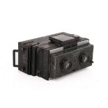 A vintage Macris Boucher Nil Melior stereoscopic film camera, circa 1912-1928.
