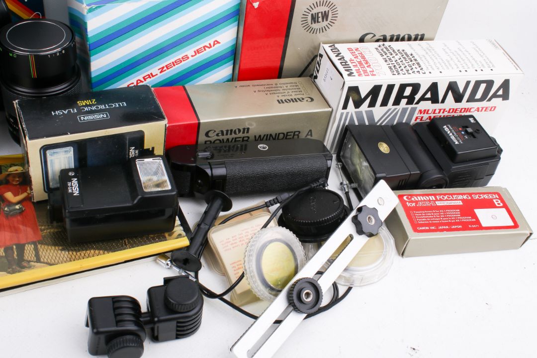 Canon AE-1 35mm film camera outfit. - Image 4 of 4