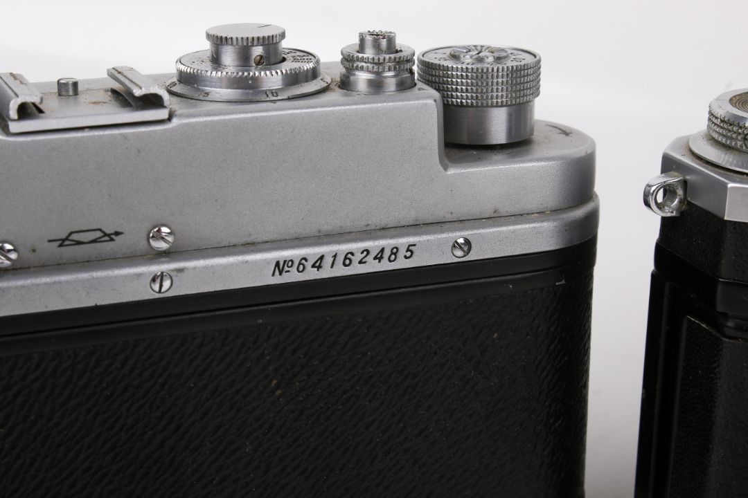 A group of three assorted Soviet rangefinder film cameras. - Image 3 of 5