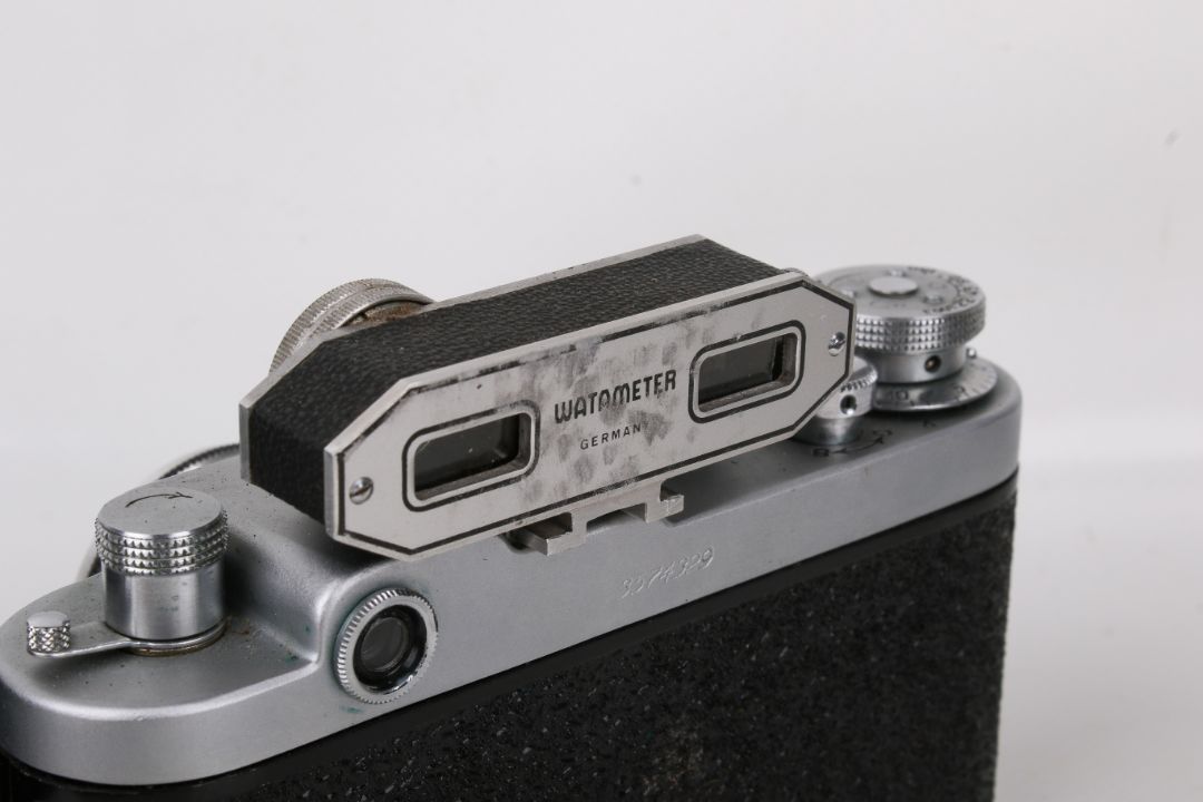 A group of three assorted Soviet rangefinder film cameras. - Image 5 of 5