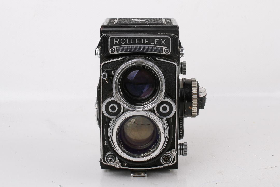 A vintage Rolleiflex TLR medium format 2.8 model film camera. - Image 3 of 3
