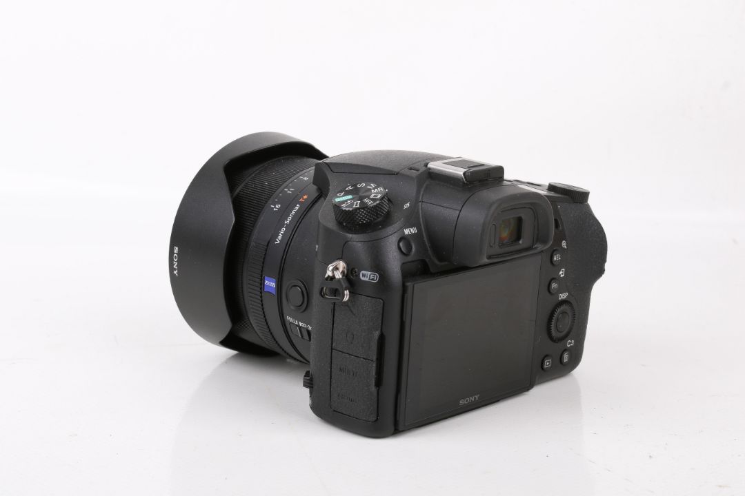 A Sony RX10 iv digital bridge camera. S/n 4496071, with a Zeiss Vario-Sonnar T* 2.4-4/8. - Image 2 of 5