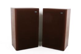 A pair of Akai hi-fi speakers. S/n 30104-02063 and 2120500527.