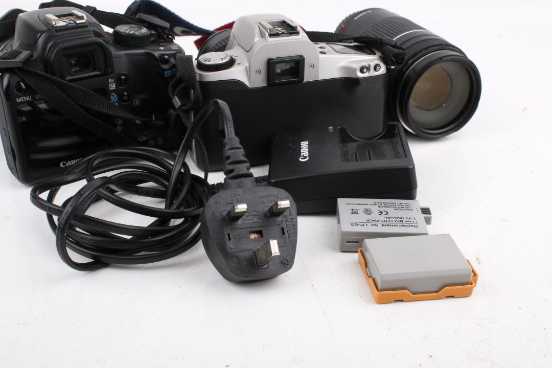 Two Canon SLR cameras and three lenses. - Image 3 of 3