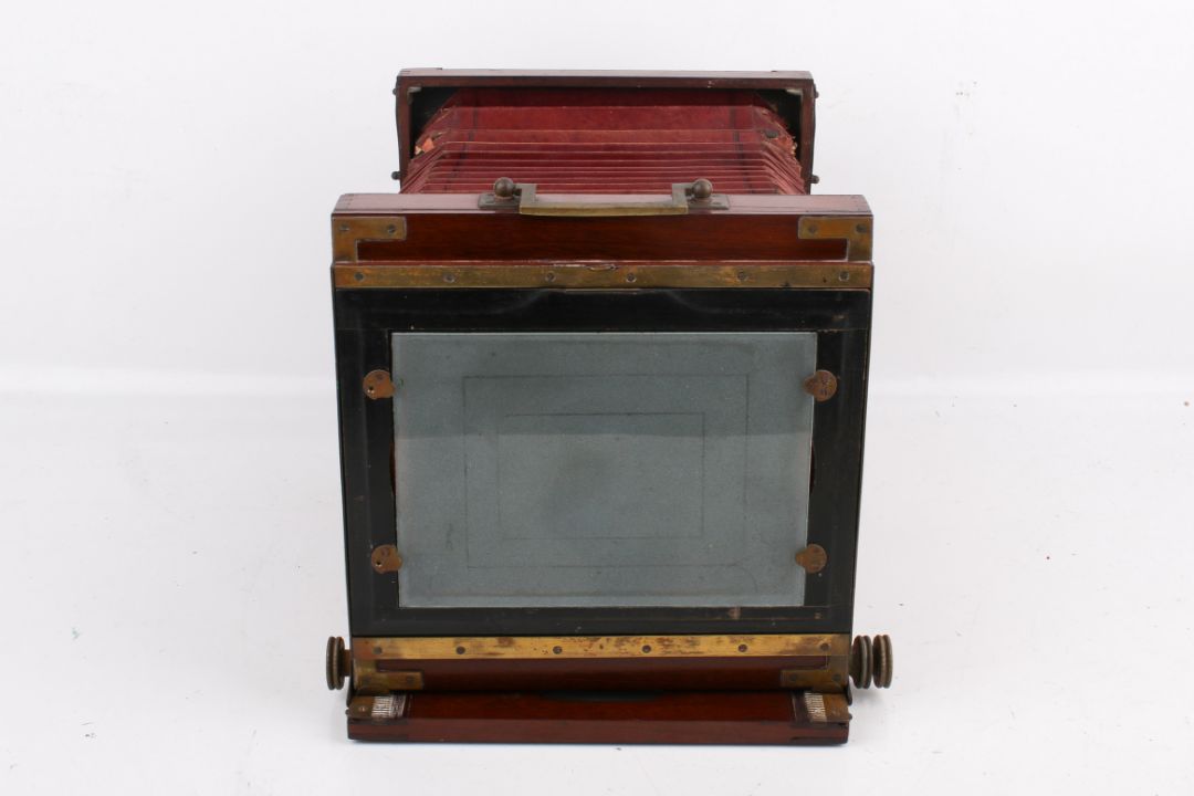 A vintage mahogany cased stereoscopic tailboard plate camera, - Image 3 of 3