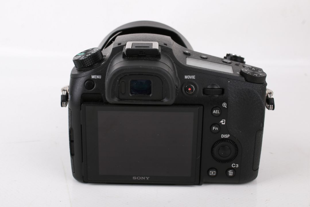 A Sony RX10 iv digital bridge camera. S/n 4496071, with a Zeiss Vario-Sonnar T* 2.4-4/8. - Image 5 of 5