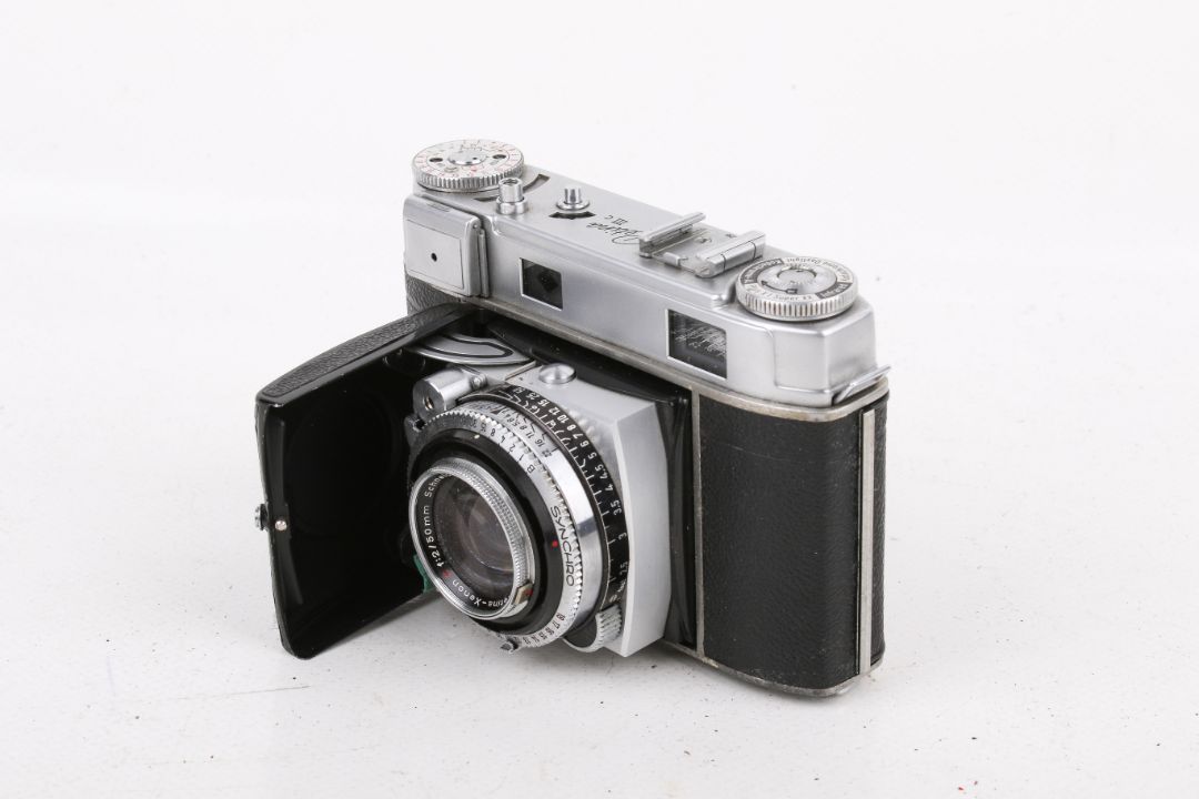 A vintage Retina III c folding rangefinder 35mm film camera. - Image 2 of 3
