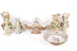 A Coaplort Colebrookdale garniture, 19th century.