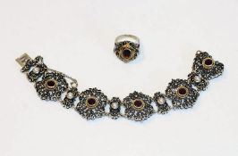 Silber Trachten-Armband mit Granaten und Perlen, L 18 cm, und passender Ring, Gr. 49, beides