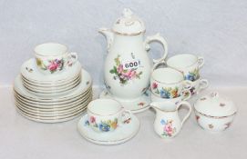 Fürstenberg Kaffee-Service mit Blumendekor, Kaffeekanne mit Untersetzer, Milch und Zucker, 6