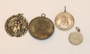 Konvolut von 4 gehenkelten Medaillen/Münzen, Tauftaler, Schilling, u. a. nicht alles Silber,
