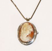 Sterlingsilber Kette, L 68 cm mit 800 Silber Gemmen-Anhänger/Brosche, L 4,5 cm x 3 cm, 19,7 gr.